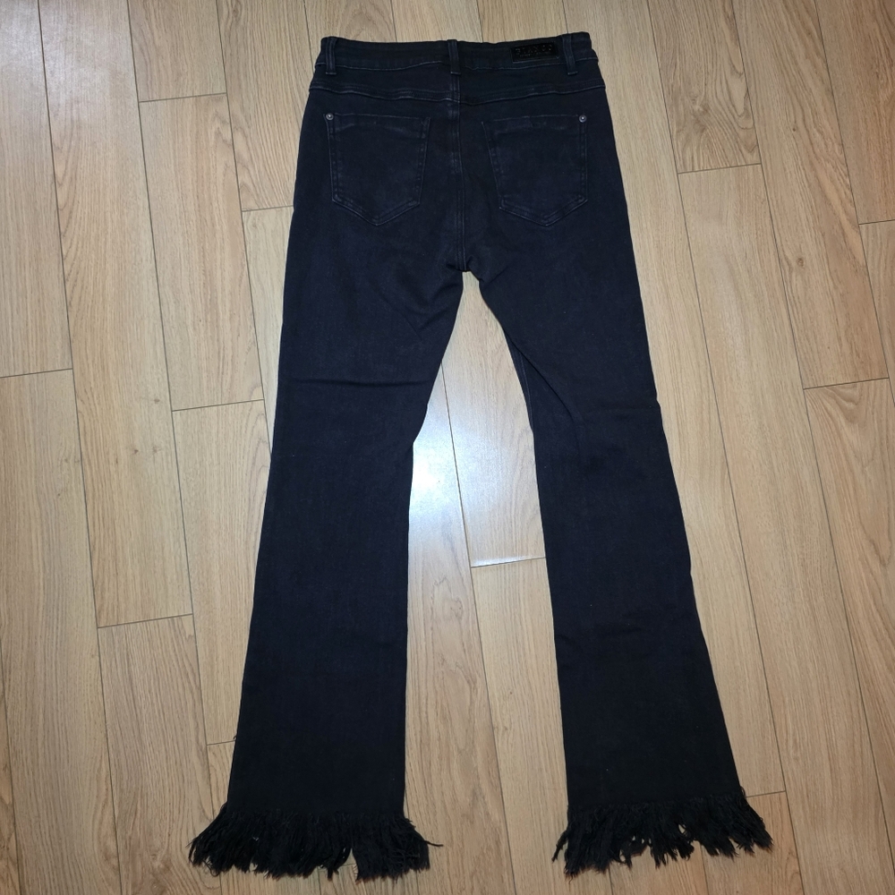 Bianco Elena Flare Jeans With Hem Detail- 29 - Picture 6 of 10